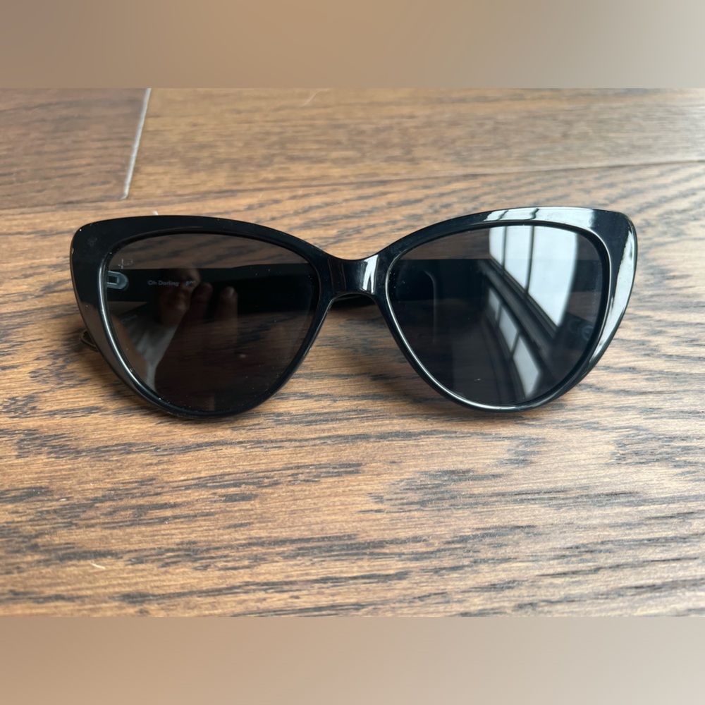 Privé Revaux oh darling cat eye sunglasses black